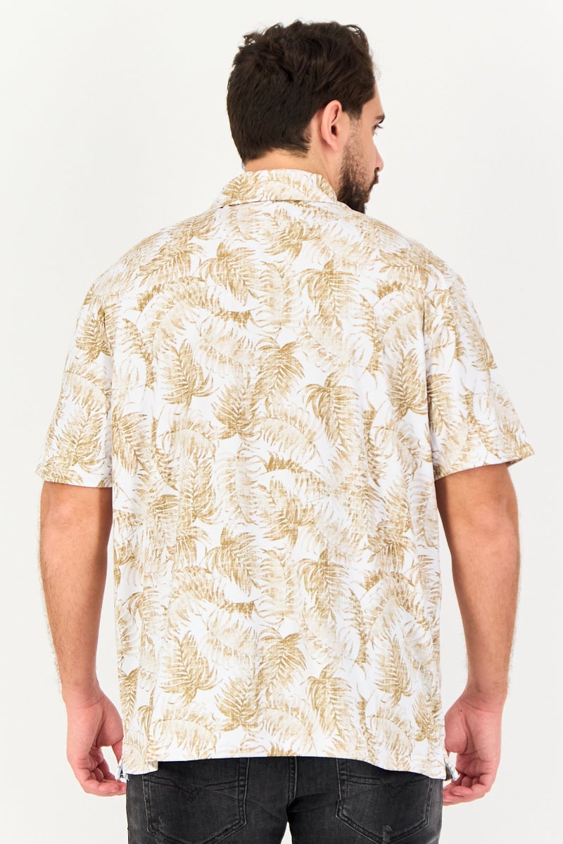 Chaps قميص بولو قصير الأكمام مزخرف بأزهار للرجال، متعدد الألوان - Image 3